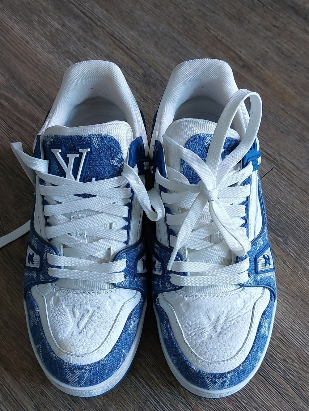 Louis Vuitton Women White and Blue Denim-Accent Low-Top Sneakers